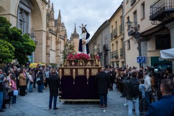 Fotogalería Procesión de Nuestro Padre Jesús Cautivo 13 Procesión de Nuestro Padre Jesús Cautivo - Héctor Criado
