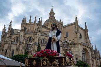 Fotogalería Procesión de Nuestro Padre Jesús Cautivo 19 Procesión de Nuestro Padre Jesús Cautivo - Héctor Criado