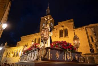 Fotogalería Procesión de Nuestro Padre Jesús Cautivo 35 Procesión de Nuestro Padre Jesús Cautivo - Héctor Criado