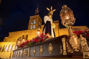 Fotogalería Procesión de Nuestro Padre Jesús Cautivo 36 Procesión de Nuestro Padre Jesús Cautivo - Héctor Criado
