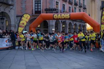Fotogalería Carrera San Silvestre de Segovia 2025 15 Carrera San Silvestre 2025 - Héctor Criado