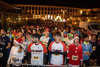 Fotogalería Carrera San Silvestre de Segovia 2025 17 Carrera San Silvestre 2025 - Héctor Criado