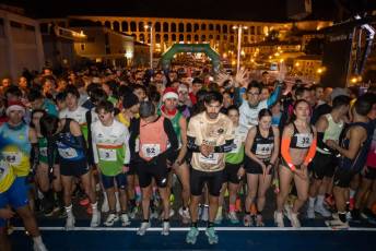 Fotogalería Carrera San Silvestre de Segovia 2025 19 Carrera San Silvestre 2025 - Héctor Criado