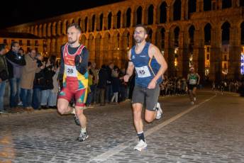 Fotogalería Carrera San Silvestre de Segovia 2025 28 Carrera San Silvestre 2025 - Héctor Criado