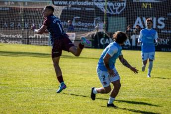 Fotogalería Gimnástica Segoviana vs UD Ourense 6 Gimnástica Segoviana vs UD Ourense - Héctor Criado