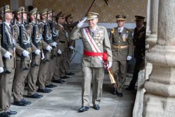 Fotogalería Jura de Bandera para personal civil en la Academia de Artillería 11 Jura de Bandera civil - Héctor Criado
