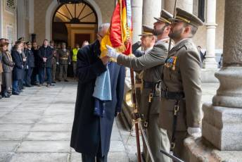Fotogalería Jura de Bandera para personal civil en la Academia de Artillería 18 Jura de Bandera civil - Héctor Criado