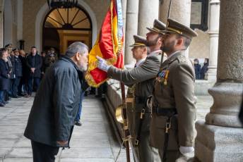 Fotogalería Jura de Bandera para personal civil en la Academia de Artillería 19 Jura de Bandera civil - Héctor Criado