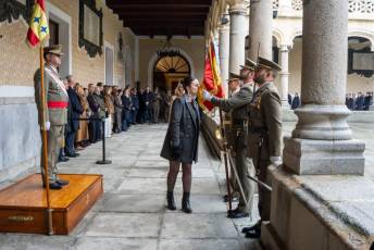 Fotogalería Jura de Bandera para personal civil en la Academia de Artillería 21 Jura de Bandera civil - Héctor Criado