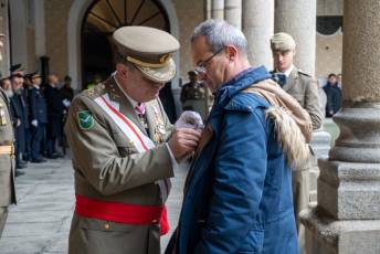 Fotogalería Jura de Bandera para personal civil en la Academia de Artillería 48 Jura de Bandera civil - Héctor Criado