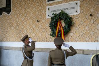 Fotogalería Jura de Bandera para personal civil en la Academia de Artillería 57 Jura de Bandera civil - Héctor Criado