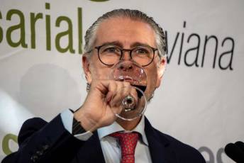 Fotogalería del Vino de Navidad de la FES 47 Vino Navidad FES - Héctor Criado