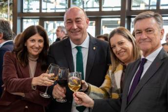 Fotogalería del Vino de Navidad de la FES 48 Vino Navidad FES - Héctor Criado