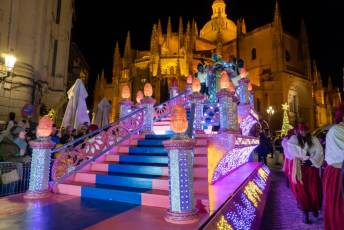 Fotogalería Cabalgata de Reyes en Segovia 30 Cabalgata de Reyes - Héctor Criado