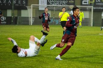 Fotogalería Gimnástica Segoviana vs Lealtad de Villaviciosa 19 Gimnástica Segoviana vs Lealtad de Villaviciosa - Héctor Criado