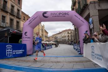Fotogalería Carrera Monumental de Segovia 2026 30 Carrera Monumental - Héctor Criado