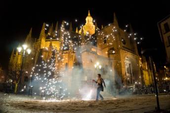 Fotogalería Entierro de la Sardina en Segovia 22 Entierro de la Sardina - Héctor Criado