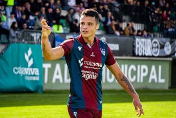 Fotogalería Gimnástica Segoviana VS Bergantiños FC 19 Gimnástica Segoviana VS Bergantiños FC - Héctor Criado