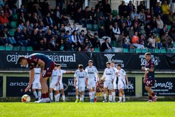 Fotogalería Gimnástica Segoviana VS Bergantiños FC 21 Gimnástica Segoviana VS Bergantiños FC - Héctor Criado
