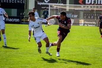 Fotogalería Gimnástica Segoviana VS Bergantiños FC 23 Gimnástica Segoviana VS Bergantiños FC - Héctor Criado