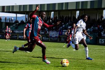 Fotogalería Gimnástica Segoviana VS Bergantiños FC 34 Gimnástica Segoviana VS Bergantiños FC - Héctor Criado