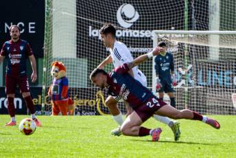 Fotogalería Gimnástica Segoviana VS Bergantiños FC 5 Gimnástica Segoviana VS Bergantiños FC - Héctor Criado