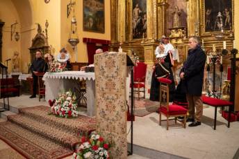 Fotogalería Misa por las Alcaldesas Fallecidas, Baile de Gala y Cambio de Monteras en Zarramala 11 Misa por las alcaldesas fallecidas de Zamarramala y cambio de montera - Héctor Criado
