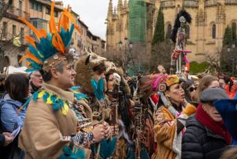 Fotogalería Pregón de Carnaval y Concentración de Comparsas Segovia 14 Pregón de Carnaval y Concentración de Comparsas - Héctor Criado