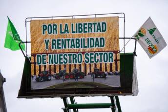 Fotogalería Tractorada en Segovia 24 Tractorada Segovia - Héctor Criado
