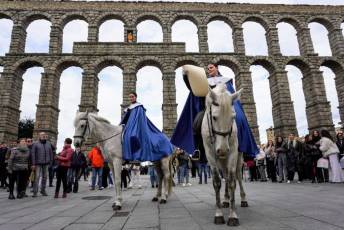 Fotogalería Anuncio a Caballo y Pregón de Semana Santa 17 Anuncio Pregón y Pregón de Semana Santa- Héctor Criado