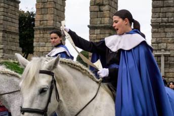 Fotogalería Anuncio a Caballo y Pregón de Semana Santa 18 Anuncio Pregón y Pregón de Semana Santa- Héctor Criado