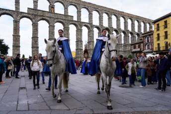 Fotogalería Anuncio a Caballo y Pregón de Semana Santa 20 Anuncio Pregón y Pregón de Semana Santa- Héctor Criado