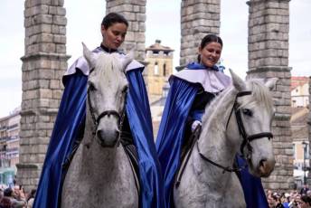 Fotogalería Anuncio a Caballo y Pregón de Semana Santa 21 Anuncio Pregón y Pregón de Semana Santa- Héctor Criado