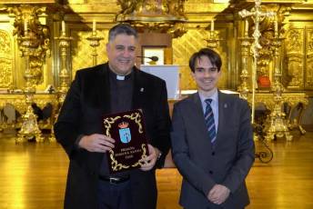 Fotogalería Anuncio a Caballo y Pregón de Semana Santa 48 Anuncio Pregón y Pregón de Semana Santa- Héctor Criado