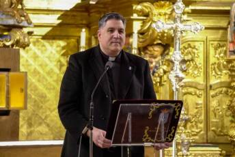 Fotogalería Anuncio a Caballo y Pregón de Semana Santa 51 Anuncio Pregón y Pregón de Semana Santa- Héctor Criado