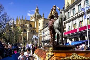 Fotogalería Bendición de Palmas, Misa y Procesión de Domingo de Ramos 33 Bendición de Palmas, Misa y Procesión de Domingo de Ramos - Héctor Criado
