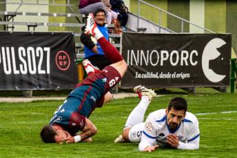 Fotogalería Gimnástica Segoviana VS Club Marino de Luanco 17 Gimnástica Segoviana VS Club Marino de Luanco - Héctor Criado