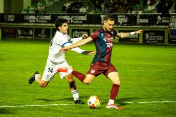 Fotogalería Gimnástica Segoviana VS Club Marino de Luanco 40 Gimnástica Segoviana VS Club Marino de Luanco - Héctor Criado