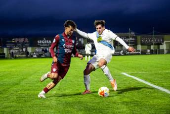 Fotogalería Gimnástica Segoviana VS RC Deportivo Fabril 3 Gimnástica Segoviana VS RC Deportivo Fabril - Héctor Criado