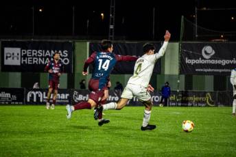 Fotogalería Gimnástica Segoviana VS RC Deportivo Fabril 28 Gimnástica Segoviana VS RC Deportivo Fabril - Héctor Criado