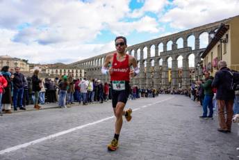 Fotogalería XVIII Media Maratón de Segovia 19 Media Maratón Segovia - Héctor Criado