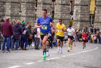 Fotogalería XVIII Media Maratón de Segovia 28 Media Maratón Segovia - Héctor Criado