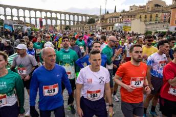 Fotogalería XVIII Media Maratón de Segovia 4 Media Maratón Segovia - Héctor Criado