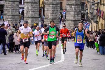 Fotogalería XVIII Media Maratón de Segovia 31 Media Maratón Segovia - Héctor Criado