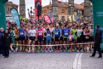 Fotogalería XVIII Media Maratón de Segovia 7 Media Maratón Segovia - Héctor Criado