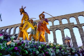 Fotogalería Procesiones de Jueves Santo 42 Procesiones hacia la Catedral - Héctor Criado