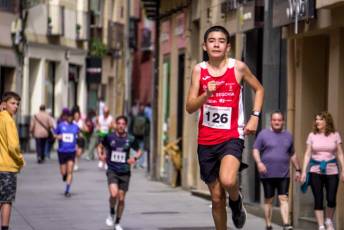 Fotogalería de la carrera y marcha por el Día de Castilla y León 28 Carrera y Marcha por el Día de Castilla y León - Héctor Criado