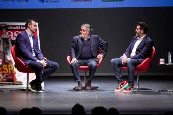 Fotogalería Segundo Día III FID Segovia Recoletas Salud 20 III FID Segovia Recoletas Salud Segundo Día - Héctor Criado