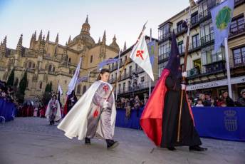 Fotogalería Procesión de los Pasos de Viernes Santo 26 Procesión de los Pasos Viernes Santo - Héctor Criado