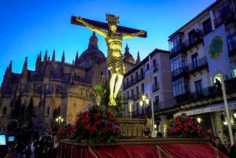 Fotogalería Procesión de los Pasos de Viernes Santo 37 Procesión de los Pasos Viernes Santo - Héctor Criado